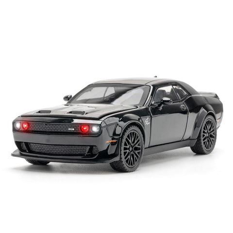 1:32 Dodge Challenger Die-Cast Alloy Model Car