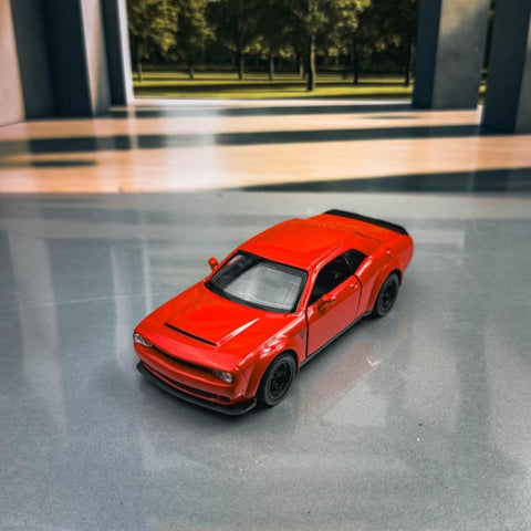 Dodge Challenger 1:36 Die‑cast Alloy Model Car
